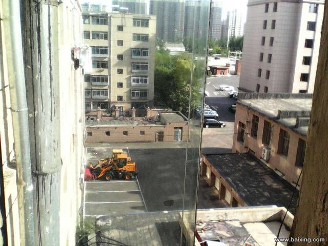 五中对面市委综合楼 普通住宅1厅 简单装修